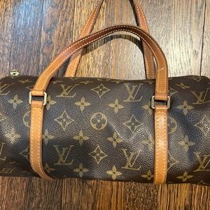 Louis Vuitton Authentic Pappillon Bag